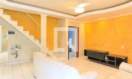Casa para Aluguel - Jardim Satelite, 3 Quartos,  240 m² - São José dos Campos