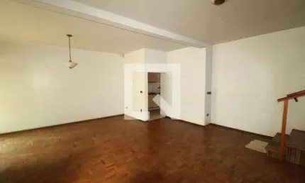 Casa para Aluguel - Saraiva, 3 Quartos,  300 m² - Uberlândia