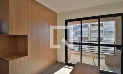 Kitnet / Stúdio para Aluguel - Saraiva, 1 Quarto,  34 m² - Uberlândia