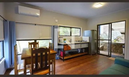 Casa / Sobrado em Condomínio para Aluguel - Morro das Pedras, 2 Quartos,  70 m² - Florianópolis