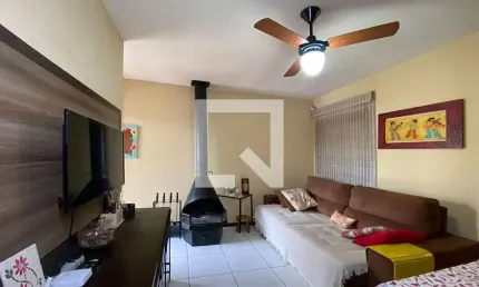 Casa para Aluguel - Feitoria, 2 Quartos,  87 m² - São Leopoldo