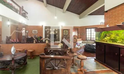 Casa para Aluguel - Vila Santo Antônio, 8 Quartos,  640 m² - Cotia