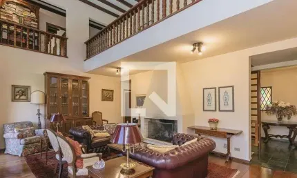 Casa / Sobrado em Condomínio para Aluguel - Eucaliptos, 6 Quartos,  580 m² - São José dos Campos