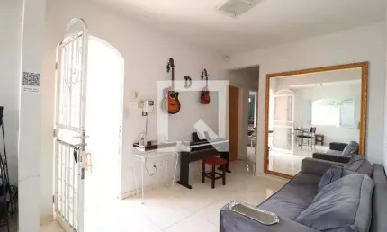 Casa para Aluguel - Santa Mônica, 3 Quartos,  230 m² - Uberlândia
