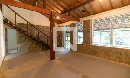 Casa / Sobrado em Condomínio para Aluguel - Itaipu, 5 Quartos,  250 m² - Niterói