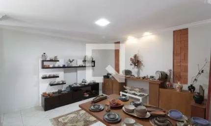 Casa para Aluguel - Jardim das Acacias, 3 Quartos,  402 m² - Uberlândia