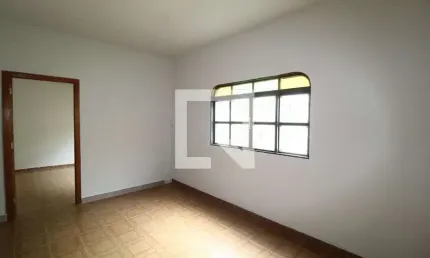 Casa para Aluguel - Nossa Sra. Aparecida, 6 Quartos,  320 m² - Uberlândia
