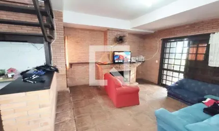 Casa para Aluguel - Centro, 3 Quartos,  145 m² - Novo Hamburgo