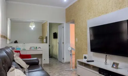 Casa para Aluguel - Vila Mazzei, 2 Quartos,  220 m² - São Paulo