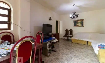 Casa para Aluguel - Centro, 2 Quartos,  210 m² - Barueri