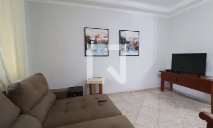 Casa para Aluguel - Cidade Jardim, 4 Quartos,  200 m² - Uberlândia