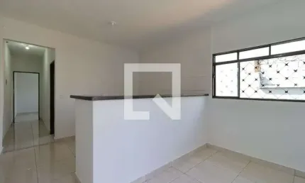 Casa para Aluguel - Parque Ribeirão Preto, 2 Quartos,  850 m² - Ribeirão Preto