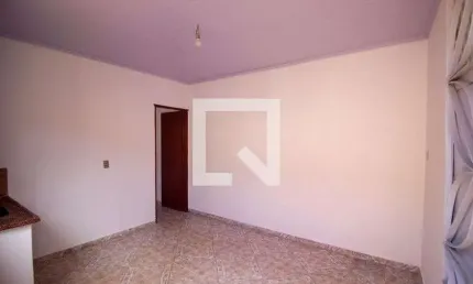 Kitnet / Stúdio para Aluguel - Ceilândia, 1 Quarto,  26 m² - Brasília