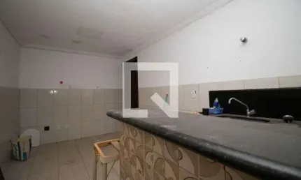 Casa para Aluguel - Ceilândia, 1 Quarto,  30 m² - Brasília