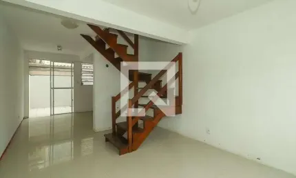 Casa / Sobrado em Condomínio para Aluguel - Sarandi, 2 Quartos,  81 m² - Porto Alegre