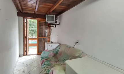 Kitnet / Stúdio para Aluguel - Vicentina, 1 Quarto,  16 m² - São Leopoldo