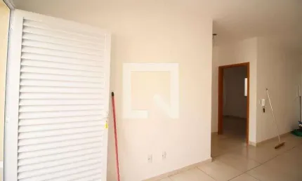 Casa para Aluguel - Jardim Interlagos, 2 Quartos,  47 m² - Ribeirão Preto