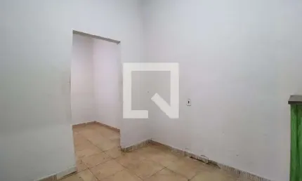Casa para Aluguel - Santa Mônica, 1 Quarto,  70 m² - Uberlândia