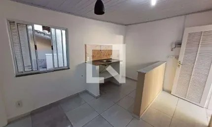 Casa para Aluguel - Itaipu, 1 Quarto,  41 m² - Niterói