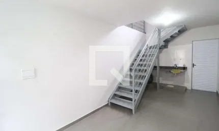 Kitnet / Stúdio para Aluguel - Custódio Pereira, 2 Quartos,  52 m² - Uberlândia