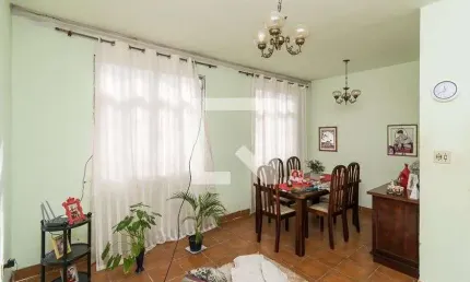 Casa para Aluguel - Olaria, 2 Quartos,  50 m² - Rio de Janeiro
