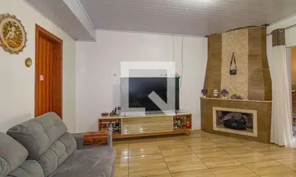 Casa para Aluguel - Igará, 6 Quartos,  200 m² - Canoas