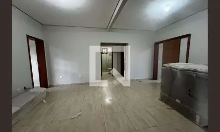 Casa para Aluguel - Ceilândia, 2 Quartos,  100 m² - Brasília