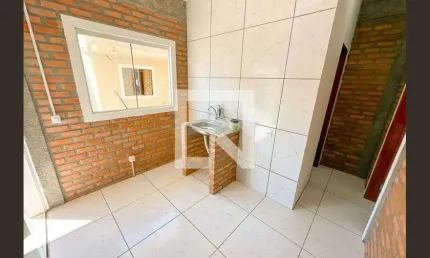 Kitnet / Stúdio para Aluguel - São João do Rio Vermelho, 1 Quarto,  30 m² - Florianópolis