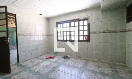 Casa para Aluguel - Canudos, 1 Quarto,  100 m² - Novo Hamburgo