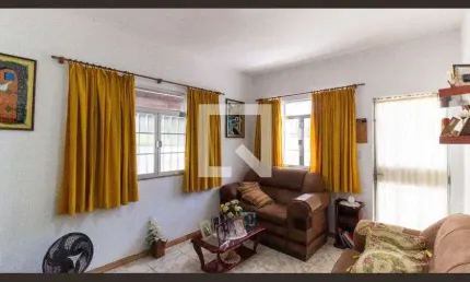 Casa para Aluguel - Engenho do Mato, 2 Quartos,  200 m² - Niterói