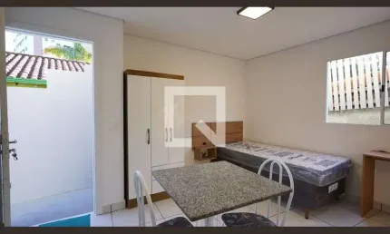 Casa / Sobrado em Condomínio para Aluguel - Córrego Grande, 1 Quarto,  15 m² - Florianópolis