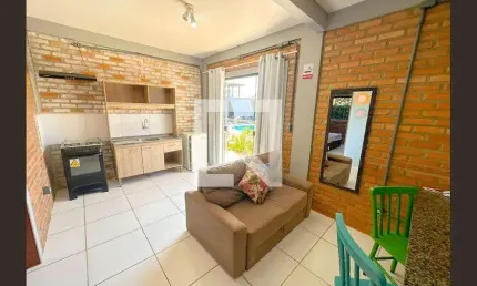 Apartamento para Aluguel - São João do Rio Vermelho, 2 Quartos,  60 m² - Florianópolis