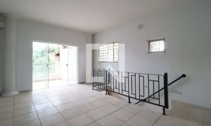 Casa para Aluguel - City Uberlândia, 3 Quartos,  158 m² - Uberlândia
