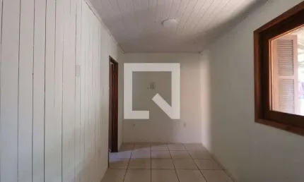 Casa para Aluguel - Marechal Rondon, 1 Quarto,  77 m² - Canoas