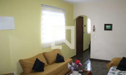Casa para Aluguel - Jardim Rosalina, 3 Quartos,  196 m² - Cotia