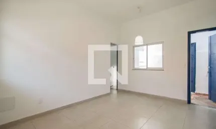 Casa para Aluguel - Taquara, 2 Quartos,  65 m² - Rio de Janeiro