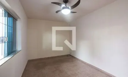Casa para Aluguel - Pres. Roosevelt, 4 Quartos,  250 m² - Uberlândia