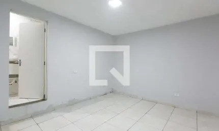 Casa para Aluguel - Conjunto Residencial Jose Bonifacio, 1 Quarto,  30 m² - São Paulo