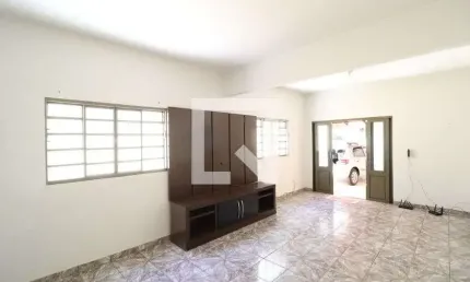 Casa para Aluguel - Bom Jesus, 4 Quartos,  230 m² - Uberlândia
