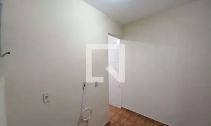 Casa para Aluguel - Campos Elíseos , 1 Quarto,  27 m² - Campinas