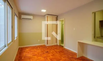 Kitnet / Stúdio para Aluguel - Independência, 1 Quarto,  28 m² - Porto Alegre