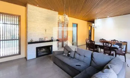 Casa para Aluguel - Eloy Chaves, 5 Quartos,  250 m² - Jundiaí