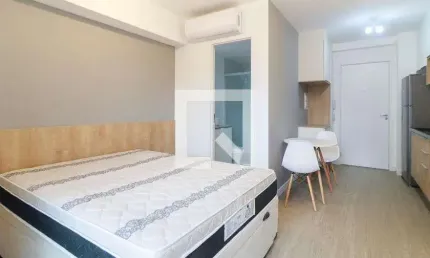 Kitnet / stúdio para alugar na avenida adolfo pinheiro, santo amaro, são paulo por r$ 2.150