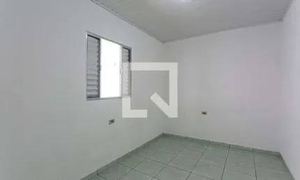 Casa para Aluguel - Itaquera, 1 Quarto,  25 m² - São Paulo