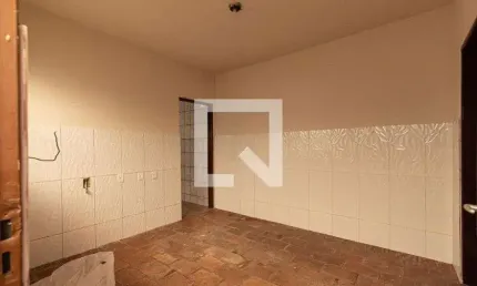 Casa para Aluguel - Jardim Maria Antônia Prado, 2 Quartos,  80 m² - Sorocaba