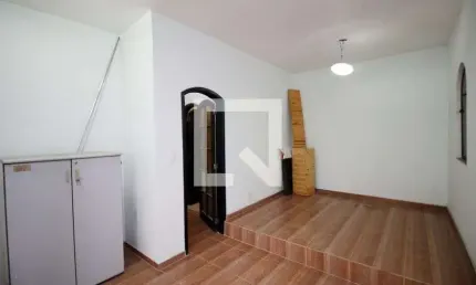 Casa para Aluguel - Penha, 1 Quarto,  50 m² - Rio de Janeiro