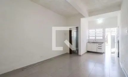 Casa para Aluguel - Campo Grande, 1 Quarto,  24 m² - São Paulo