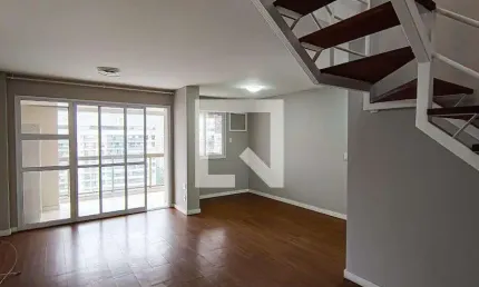 Cobertura para Aluguel - Jacarepaguá, 3 Quartos,  185 m² - Rio de Janeiro