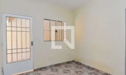 Casa para Aluguel - Taboão, 1 Quarto,  55 m² - Guarulhos