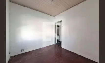 Casa para Aluguel - Água Fria, 2 Quartos,  75 m² - São Paulo